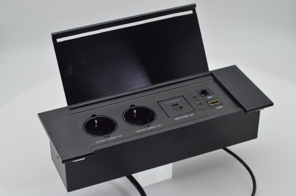 Basic Box Black TC_3.jpeg